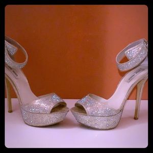 Glam!! Gorgeous Swarovski Crystal Steve Maddens!